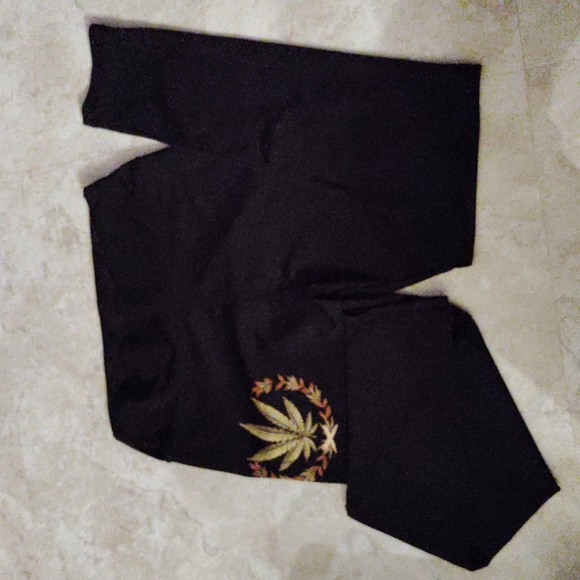 Weed🫶 Marijuana🌳Leaf Stretchy leggings/Jeggings Blacks SM - Picture 2 of 2